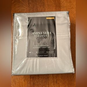 Vera Wang - Sheet Set - NWOT - Full Size